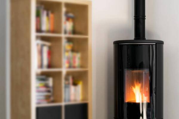 stufa-pellet-canna-fumaria-tubi-design-demarinis.jpg