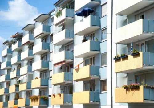 Canne fumarie condominiali e distanze da rispettare